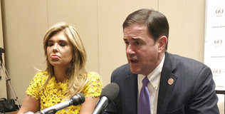 Mexico conference highlights Ducey’s border balancing Mexico border