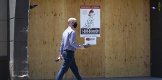 Arizona virus toll tops 3,000 as Doug Ducey mulls bar reopening