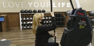 2 dozen health clubs disobey Arizona’s gym closure order