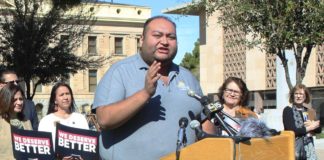 Business interests look to primaries as Democrats surge