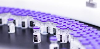 Pfizer to discuss vaccine booster with U.S. officials Monday