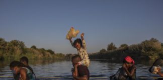 U.S. officials defend expulsion of Haitians from Texas town