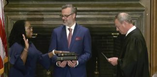 Ketanji Brown Jackson sworn in, becomes 1st Black woman on Supreme Court