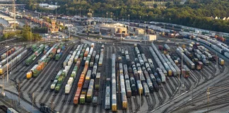 Congress votes to avert rail strike amid dire warnings