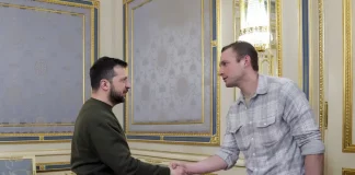 House GOP meet with Volodymyr Zelenskyy as far right opposes more aid